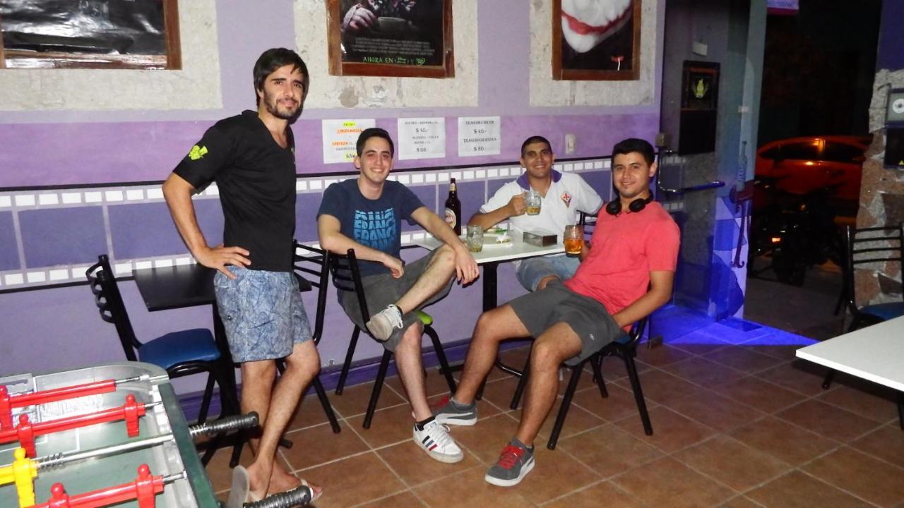 Hostel De Pichincha Gualeguaychu Ngoại thất bức ảnh